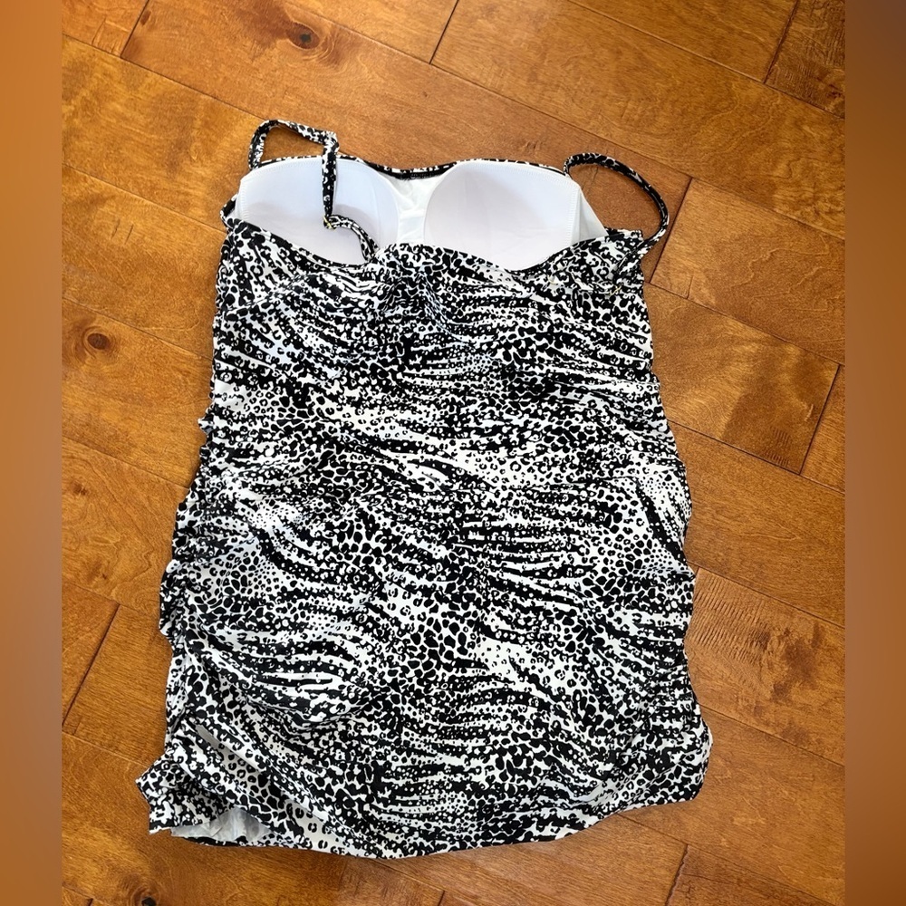 Kim Gravel x Swimsuits For All Swimsuit Sz 24 Skirted 1-Piece Suit - Picture 4 of 8